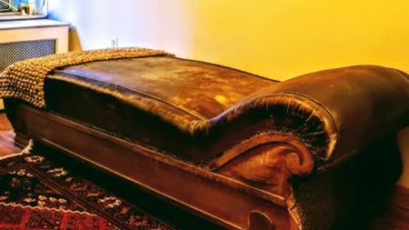 Zašto sanjamo određene ljude? Po Frojdu slučajnosti ne postoje