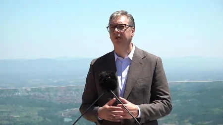 "Jeste li demokrate, ili ste prevaranti?" Vučić: Izbori će biti raspisani po Ustavu, zakonu i prema potrebama građana