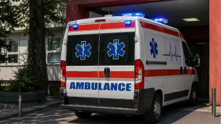 Nesreća na Ibarskoj mgistrali: Povređeni muškarac prebačen na intenzivnu negu