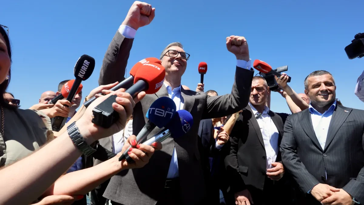 Predsednik Vučić počinje obilazak jugoistoka Srbije: Prve stanice Knjaževac i Svrljig (VIDEO)