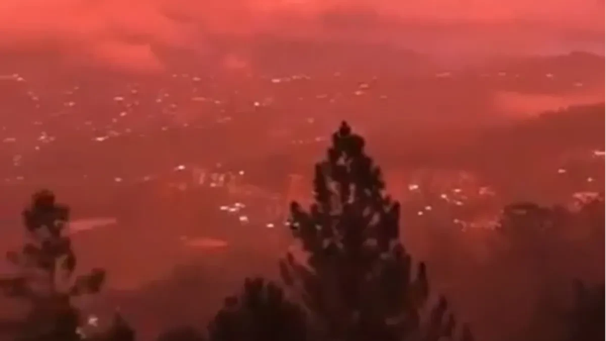 "Krvavo nebo" nakon razornih zemljotresa! Građano u panici, a evo o čemu je reč (VIDEO)