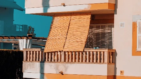 Koje kuće i stanovi se najviše zagrevaju tokom leta? Stručnjaci imaju odgovor, ali i najbolji trik za rashlađivanje prostora