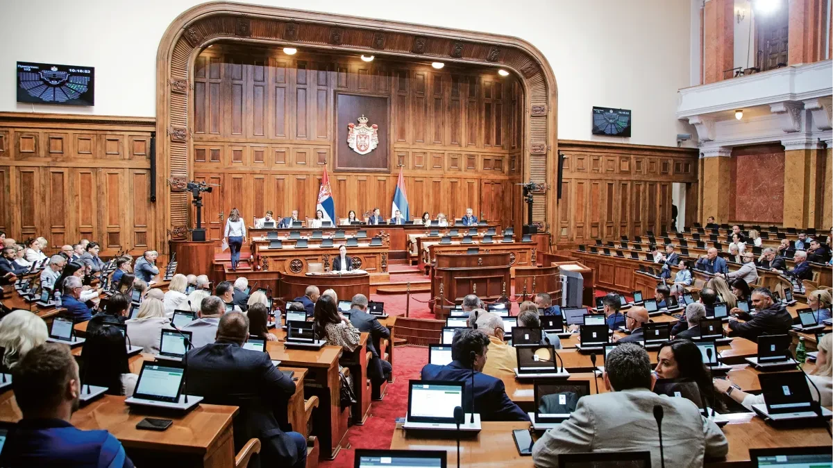 Sutra vanredna sednica Skupštine Srbije: Na dnevnom redu 18 tačaka 