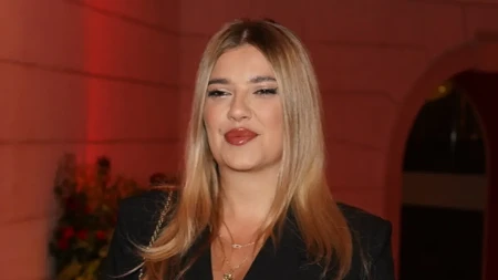 "Niko ti neće doći!" Kija Kockar brutalno isprozivala Anabelu zbog praznog nastupa u Zrenjaninu! (FOTO)