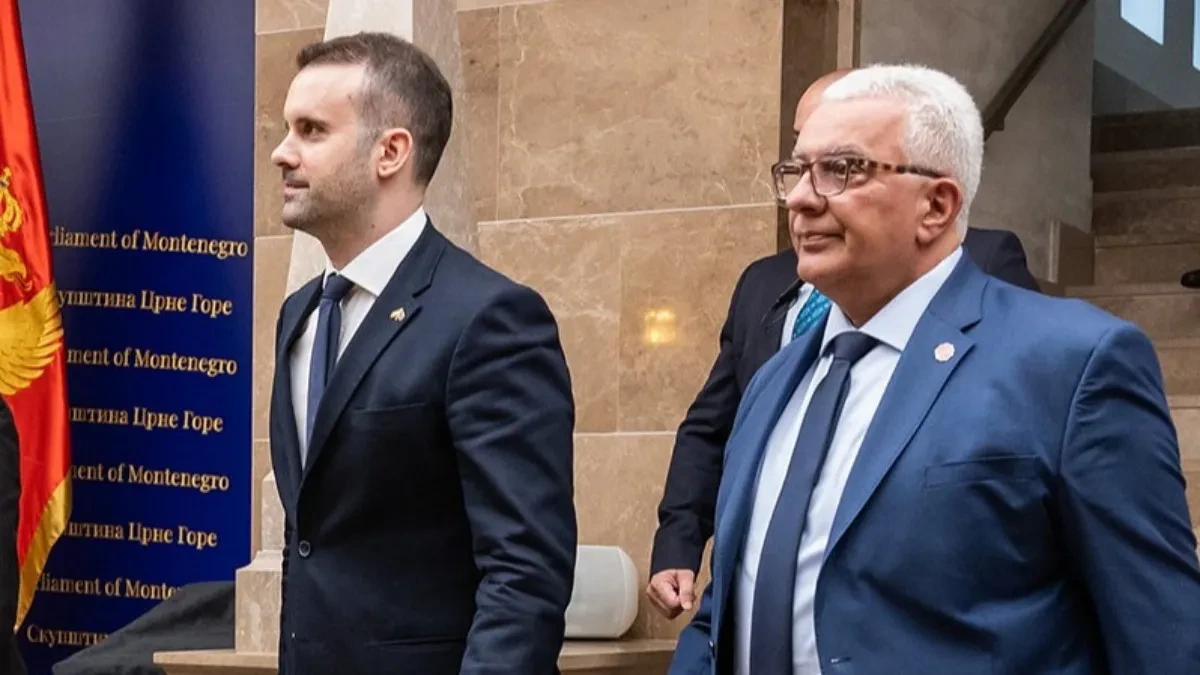 Skandalozan antisrpski pakt u Podgorici: Pod diktatom Brisela brišu srpski jezik iz Ustava Crne Gore
