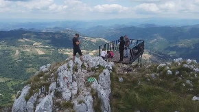 Decenijama u senci poznatih planina, danas ovaj masiv privlači entuzijaste iz celog sveta: Mučanj kod Ivanjice sve popularniji