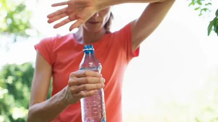 Trik od 0 dinara zaludeo svet: Voda će satima biti led ledena čak i po vrućinčinama