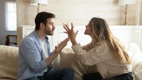 Preko ovoga nema šanse da mu pređe: Devojka otišla sa dečkom na prvo zajedničko putovanje, ali zbog jedne stvari joj se sve zgadilo