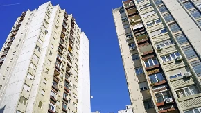 "Dvosoban stan u Beogradu za 70.000 evra" postao hit: Komentari pljušte, nude joj - vremeplov i garažu!