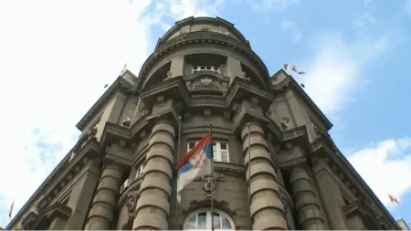 Hitna odluka Vlade Srbije! Od ponedeljka se smanjuju akcize na gorivo, država se bori protiv skoka cena!