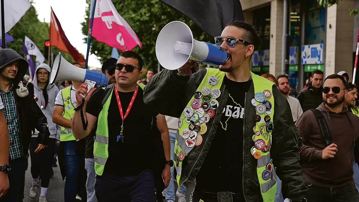  Blokaderski šamar prelumašima: "Ne smarajte, nepismeni ste!" 