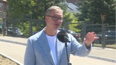 "Jedino iskreno mrze Srbiju i Srbe, od Ukrajine su hteli da urade nešto protiv nas" Vučić o uklanjanju ukrajinskih zastava u Prištini i Tirani