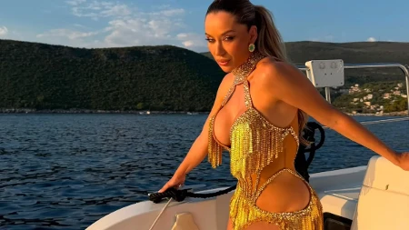 Tea Tairović oživela čuvenu pesmu "Golube" iz 2001. godine koju je tada otpevala Nataša Đorđević! Spot snimila na brodu u Crnoj Gori