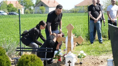 "Onog trenutka kad su se njegove oči zatvorile...": Majka Darka Lazić prvi put o smrti sina Dragana 