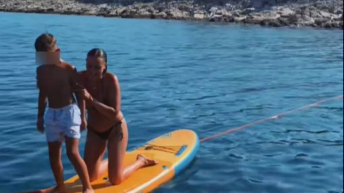 Prijovićka objavila snimak sa sinom iz vode! Ovako se baškare u Hrvatskoj, ovim nasmejala sve
