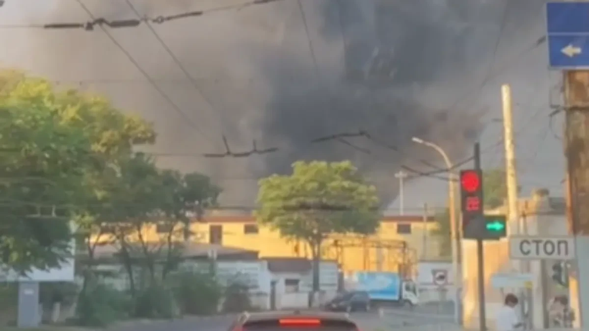 Ukrajinci zasuli Novorosijsk "neptunima" i "paljanicama": Dva terminala za žito obustavila rad, među poginulima dete (8) (VIDEO)