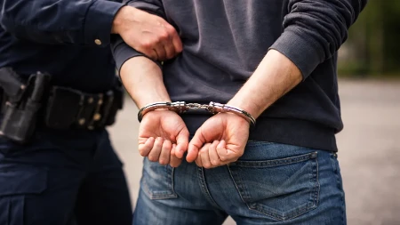 Narkobos uhapšen u prestonici: U skrovištima pronađeno 600 kilograma droge