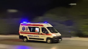 Dvojica teško povređena u noćnom udesu na Savskom vencu: Hitno prevezeni u Urgentni