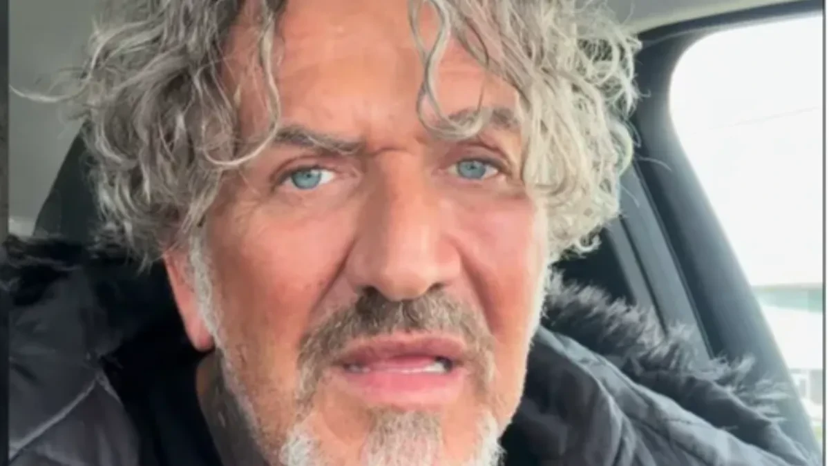 Izgubili trojke, planiraju da usvoje dete, a ovako izgleda žena našeg voditelja koja se nikad ne eksponira: Sad joj se javno obratio (VIDEO)