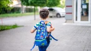 Lepa vest za roditelje: Svi đaci prvaci u ovoj opštini dobijaju besplatne udžbenike i poklon-pakete za polazak u školu