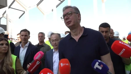 Pruga od Ekspa do aerodroma i od aerodroma do centra grada: Vučić otkrio kada će biti završeni radovi