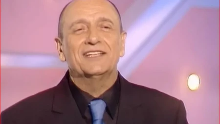 Naš pevač otkrio da mu je penzija 30.000 dinara: Nekada je u džakovima nosio novac, a onda je došla kriza