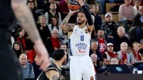 "Krađa" im nije uspela: Dubai hteo da preotme Zvezdi pojačanje