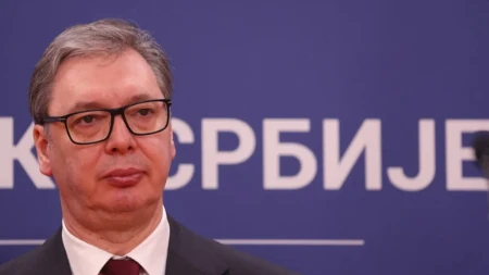Nude pomoć sa Istoka i sa Zapada! Vučić odgovorio: Nije potrebno u ovom trenutku