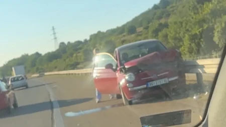 Saobraćajka kod isključenja za Vrčin: U nesreći učestvovala dva vozila (FOTO) (VIDEO)