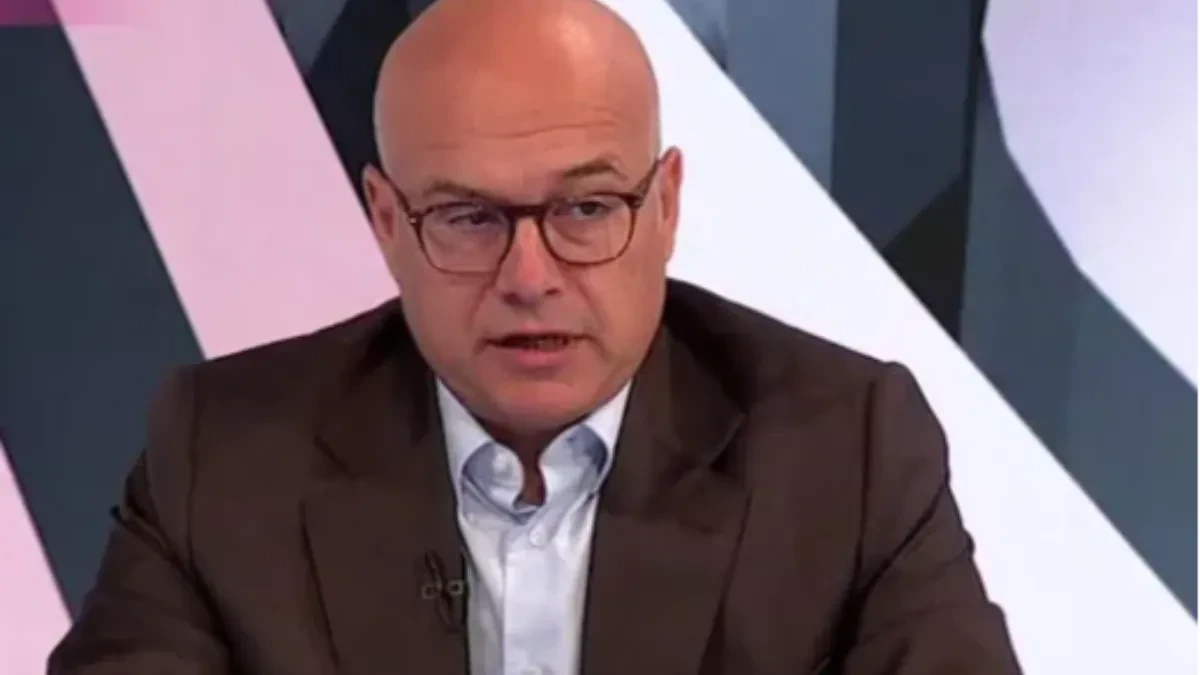 "Falsifikuju istinu" Vučević: Izdanje crnogorskog udžbenika još jedan sraman potez vlasti iz Podgorice
