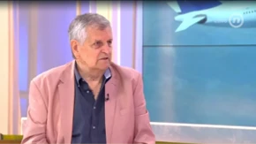 Smeta im što Srbija leti visoko! Bivši direktor JAT-a i blokadersko glasilo udruženo krenuli na Er Srbiju