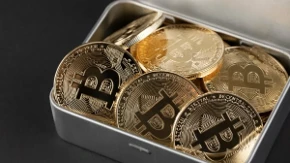 Bitkoin raste, ali investitori ne slave - jedan pokazatelj otkriva šta se zaista dešava