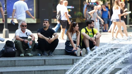 Stiže pakleni talas, temperatura ide i do 42 stepena! RHMZ izdao upozorenje: Evo kada nas čeka nagli preokret