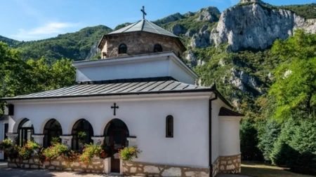 DANAS JE PREOBRAŽENJE GOSPODNJE! Otvaraju se Božja vrata i ispunjava se jedna želja, a evo šta ŽENE NIKAKO NE SMEJU DA RADE!