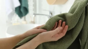 Grubi peškiri biće mekani kao paperje: Hotelski trik od samo 50 dinara i 2 prirodna sastojka