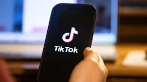 TikTok više neće biti samo za snimke - u aplikaciju stiže opcija za slanje novca