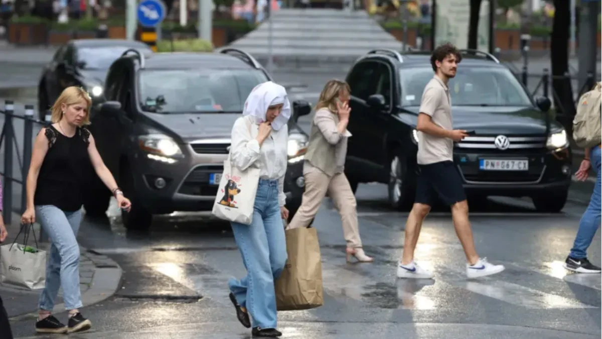 Paklenih 42 stepena, ali i pljuskovi sa grmljavinom! Objavljena prognoza od koje nam već nije dobro