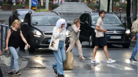 Paklenih 42 stepena, ali i pljuskovi sa grmljavinom! Objavljena prognoza od koje nam već nije dobro, evo gde i kad će padati