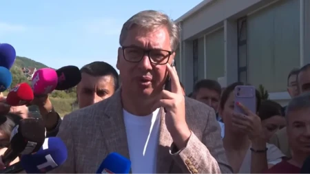 "Pozovite mi Biljanu odmah" Vučić saslušao meštanina, pa pozvao telefonom direktorku Elektrodistribucije