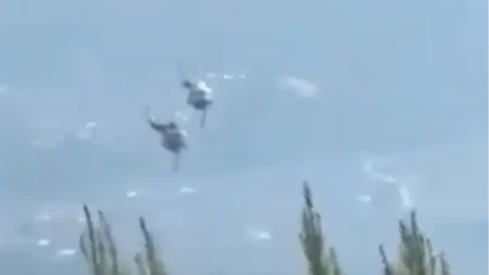 Sudarila se dva helikoptera u Grčkoj! Širi se užasavajući snimak (VIDEO)