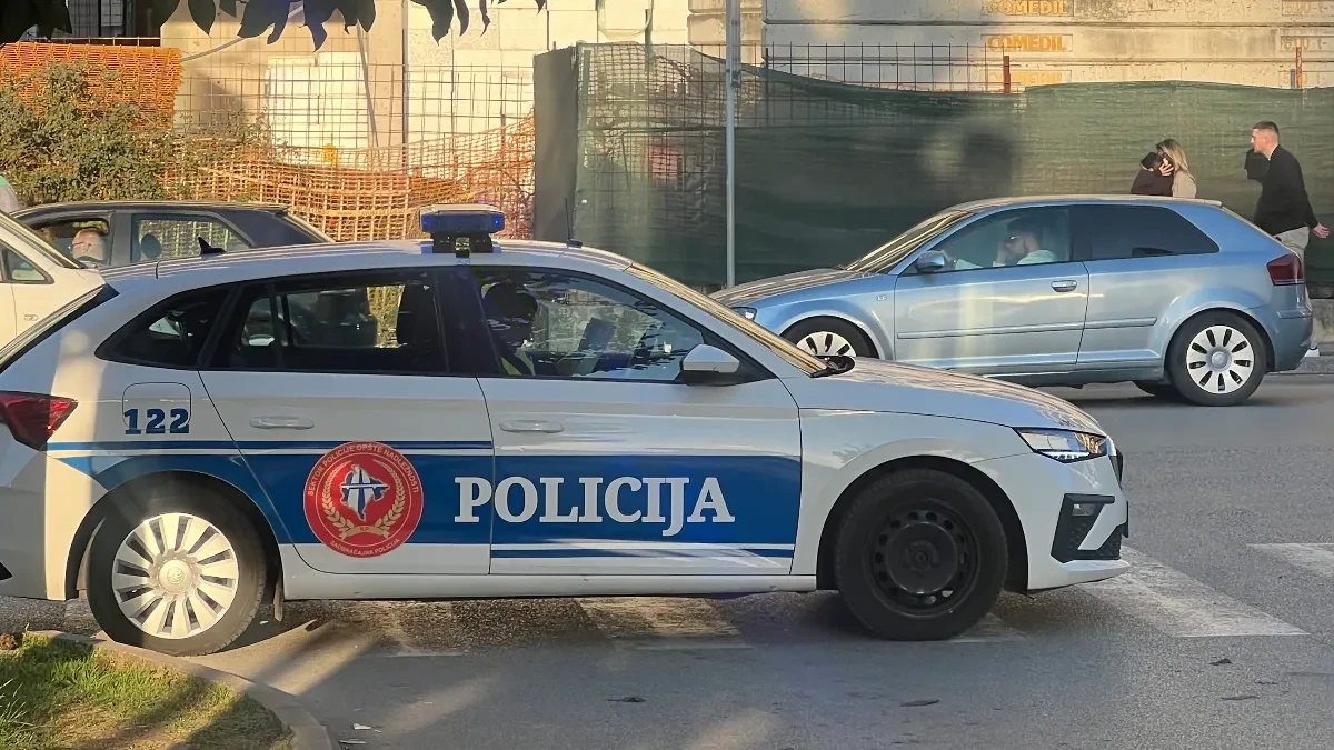 Noćna akcija u Ulcinju! Tri stranca uhapšena zbog droge, lokali kažnjeni sa više od 3.000 evra