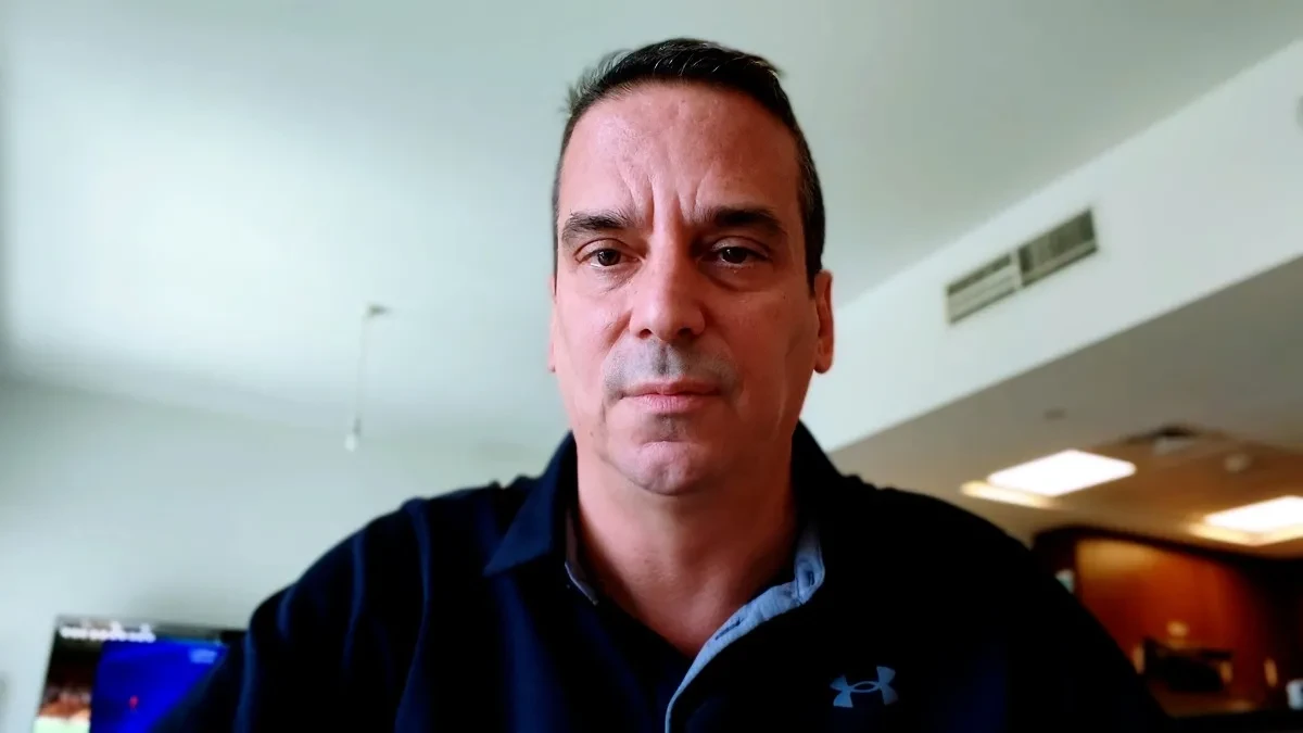 Novinar N1 Mladen Savatović poslao poruku analitičaru Urošu Piperu: “Nećemo ni tebe zaobići, ne boj se”