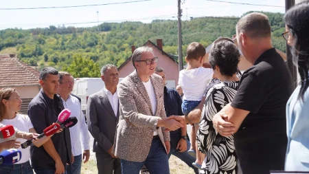 "Blokaderi zameraju Vučiću što ide među običan narod" Brnabić: Zamislite kako bi izgledala Srbija da takvi dođu na vlast