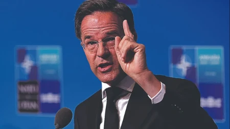 Predsednik Srbije uputio pismo generalnom sekretaru NATO Marku Ruteu: Zaustavite progon i stravičan teror nad Srbima!