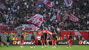 Crvena zvezda - Viktorija Plzenj: Miran početak meča, bez većih uzbuđenja