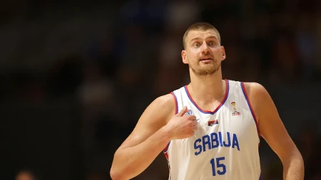 Srbija - Francuska: Pršti u Areni