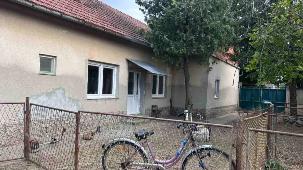 Prodaje kuću u Čoki za 24.000 evra zbog odlaska u inostranstvo: 173 kvadrata, voćnjak i čisti papiri