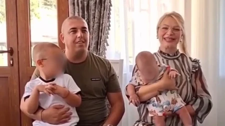 Molili se za potomstvo, a sina nazvali po svetitelju: Milena i Željko se vratili u Tumane sa dečakom kojeg su dugo čekali