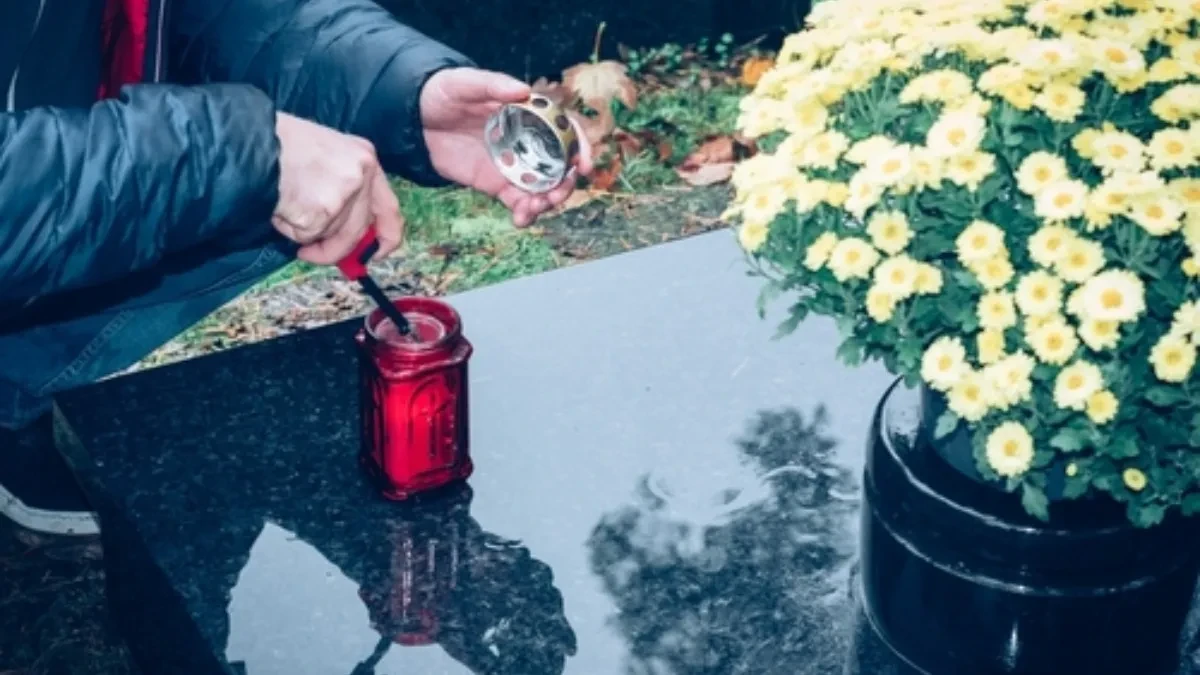 Svi Srbi znaju ovo pravilo, ali malo ko zna zašto važi: Na groblje se ne ide posle zalaska sunca