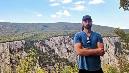 Glumio je u seriji "Moj rođak sa sela", a onda je nestao: Evo gde je danas i šta radi Mališa (FOTO)